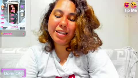 Snapshot of isobel_adams20 chatting on February 23, 10:53 pm Isobel Adams online show from February 23, 10:53 pm