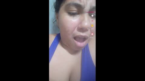 Snapshot of isobel_adams20 chatting on March 6, 10:36 pm Isobel Adams online show from March 6, 10:36 pm