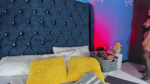 Issa online show from May 27, 10:18 pm