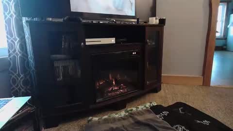 issalilsecret online show from February 2, 12:48 pm