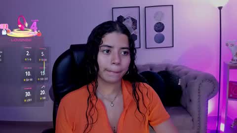 issi_loren online show from March 16, 11:14 am