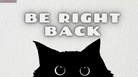 Issie online show from April 16, 7:25 pm