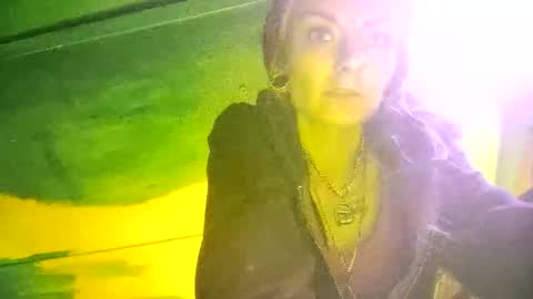 Snapshot of issyamazin667 chatting on November 26, 10:11 pm Girlnextdoor online show from November 26, 10:11 pm