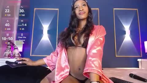 Snapshot of issyrosse chatting on December 16, 12:16 pm Isabelle online show from December 16, 12:16 pm