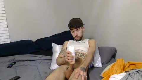 Snapshot of italian_stallionxo chatting on February 21, 4:24 am Italian Stallion online show from February 21, 4:24 am