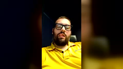 italianbigboy932 online show from June 29, 4:18 pm
