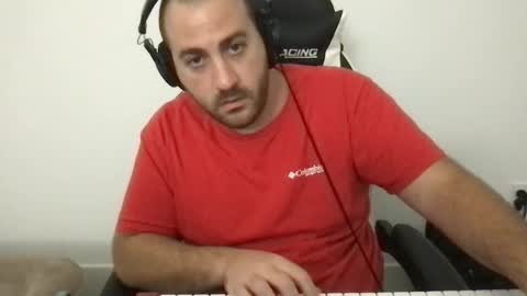 Snapshot of italianknob chatting on December 30, 5:15 am Valentino online show from December 30, 5:15 am