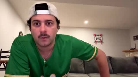 Snapshot of italianladd chatting on November 9, 5:06 am italianladd online show from November 9, 5:06 am