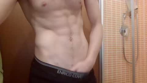 italianmisterx online show from December 12, 7:26 pm