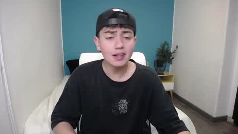 ithan__ online show from September 26, 8:35 pm