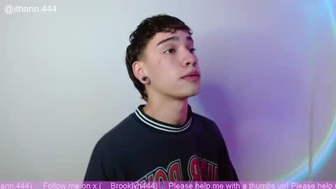 Snapshot of ithan_rose chatting on October 26, 8:31 am Ithan online show from October 26, 8:31 am