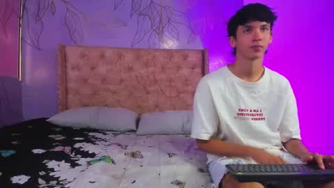 Ithan and Friends online show from March 12, 1:08 pm