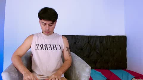 Ithan and Friends online show from February 27, 11:32 am