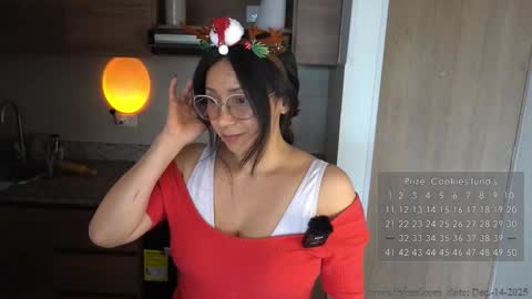 Jessi online show from December 14, 8:13 pm