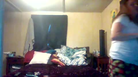 Snapshot of its_kimber chatting on June 10, 2:16 pm its kimber online show from June 10, 2:16 pm