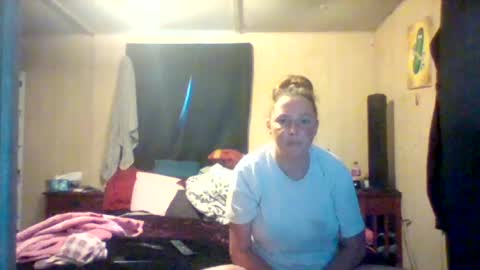 Snapshot of its_kimber chatting on June 13, 5:00 pm its kimber online show from June 13, 5:00 pm