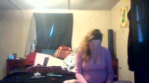 Snapshot of its_kimber chatting on June 15, 12:29 pm its kimber online show from June 15, 12:29 pm