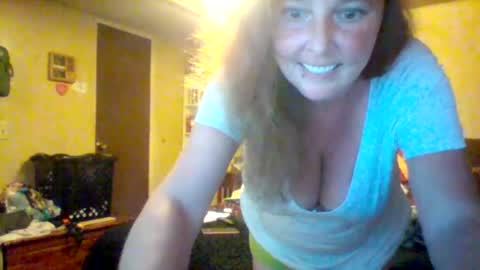 Snapshot of its_kimber chatting on June 23, 11:03 pm its kimber online show from June 23, 11:03 pm
