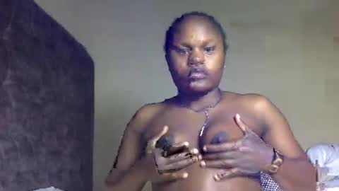 its_slut_bella online show from August 1, 9:30 am