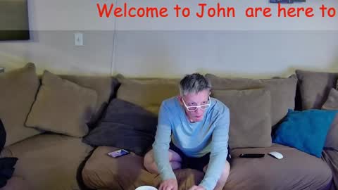 Snapshot of itsallaboutme68 chatting on April 24, 9:12 am Just John online show from April 24, 9:12 am