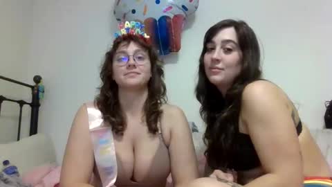 itsalwayssunny6969 online show from December 31, 1:57 am