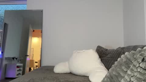 Snapshot of itscaylawatsun chatting on November 20, 11:37 pm itscaylawatsun online show from November 20, 11:37 pm