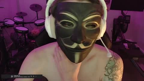 Snapshot of itslamayo chatting on April 16, 1:17 am itslamayo online show from April 16, 1:17 am