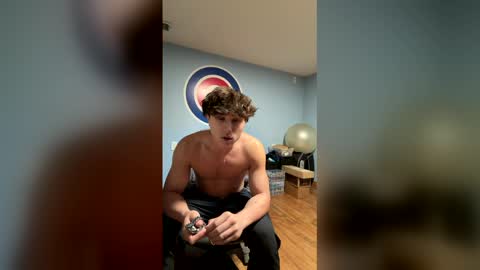 Snapshot of itsleoblaze chatting on March 25, 12:38 am itsleoblaze online show from March 25, 12:38 am