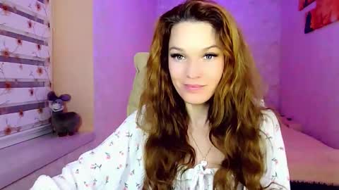 itslunaday online show from October 9, 5:22 pm