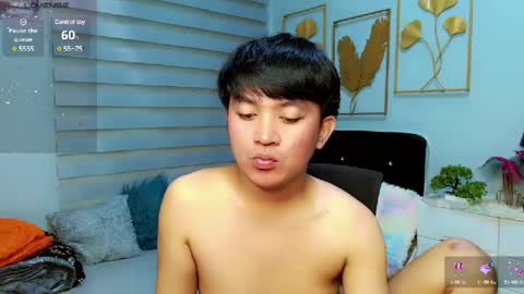 Snapshot of itsme_berniexx chatting on December 21, 6:55 pm ask me online show from December 21, 6:55 pm