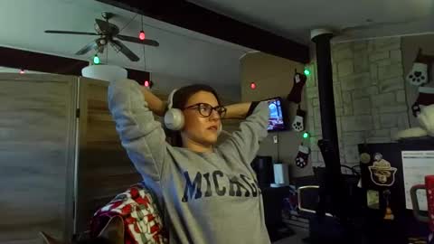 ItsMeSophie X online show from November 17, 6:24 pm