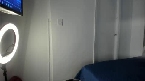 Snapshot of itsmoon_swt_ chatting on June 1, 6:09 pm Moon online show from June 1, 6:09 pm