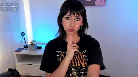 Snapshot of itsmroom chatting on May 3, 4:51 am itsmroom online show from May 3, 4:51 am