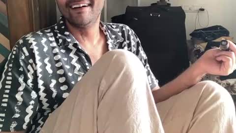 Snapshot of itsmylife021 chatting on October 16, 11:00 am Raje online show from October 16, 11:00 am