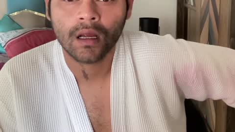 Snapshot of itsmylife021 chatting on October 20, 9:54 am Raje online show from October 20, 9:54 am