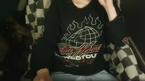 itsnotliam834 online show from November 28, 2:36 am