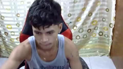 itzme_john online show from March 22, 8:56 pm