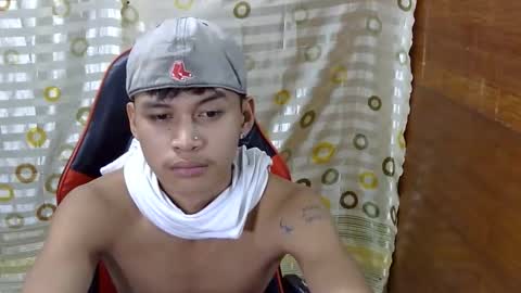 itzme_john online show from March 28, 5:07 am