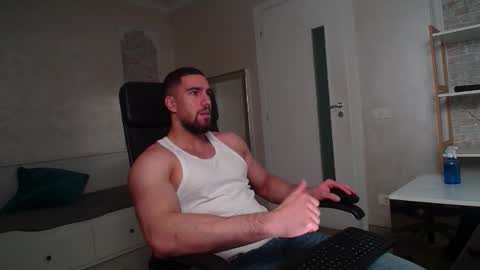 IvanHydee online show from January 7, 5:43 am