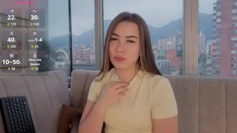 Snapshot of ivanna_west chatting on June 8, 11:43 am Ivanna West online show from June 8, 11:43 am