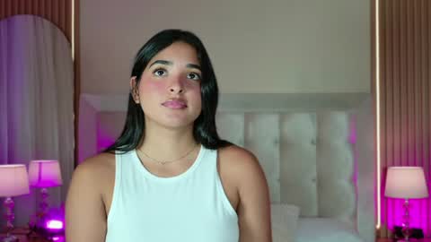 Snapshot of ivanna_yelena chatting on July 13, 6:33 pm Ivanna online show from July 13, 6:33 pm