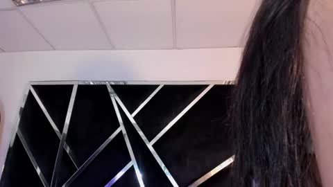 ivannaa18 online show from November 14, 3:38 am