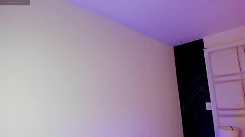 Snapshot of ivannafoxx_ chatting on May 27, 11:18 am ivanna online show from May 27, 11:18 am