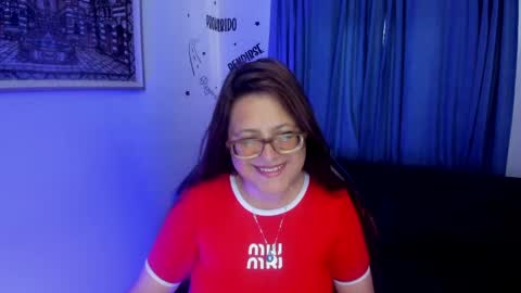 Snapshot of ivette_shaira chatting on June 8, 12:38 pm IVETTE online show from June 8, 12:38 pm