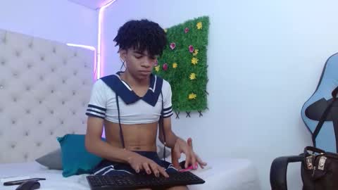 Ivon online show from October 19, 12:39 pm