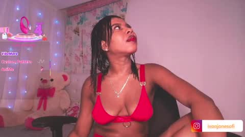  Ivon  Miss Jones  online show from October 22, 2:56 am