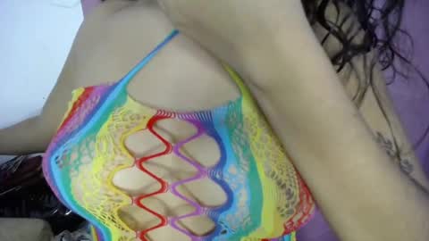 ivonneseducee_ online show from October 15, 2:44 am