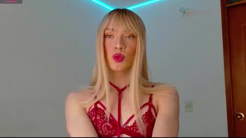 Ivonny online show from January 7, 8:00 pm