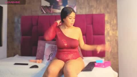 ivory__moon online show from March 8, 1:26 pm
