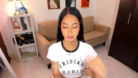 kirstenelsie online show from March 3, 1:21 am